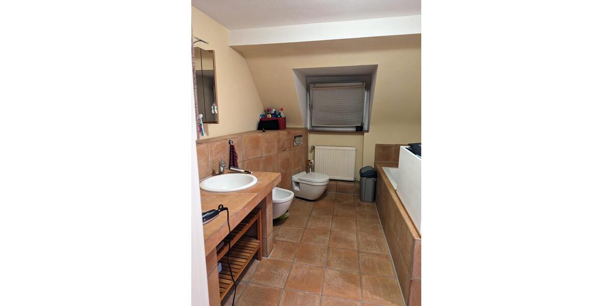 Maisonettenwohnung Grevenbroich - 3 Zimmer, 109 m&sup2;, 1.250&euro; | Angebot:26305493