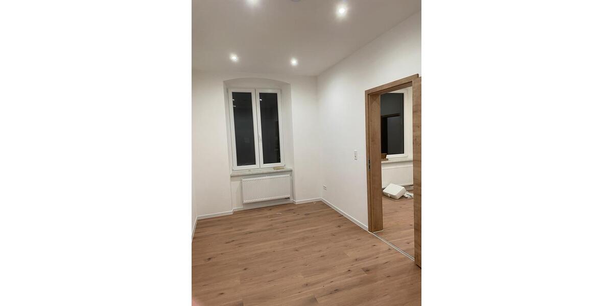 Etagenwohnung Hof Altstadt - 3.5 Zimmer, 90 m&sup2;, 895&euro; | Angebot:26614938