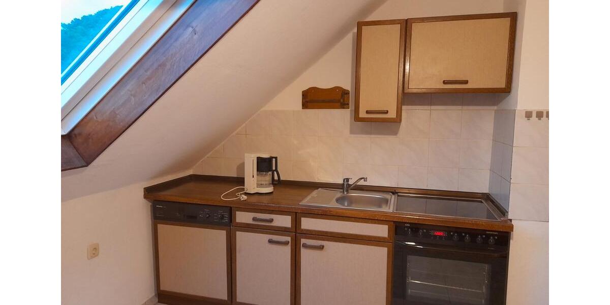 Dachgeschoßwohnung Braunfels - 3.5 Zimmer, 92 m&sup2;, 790&euro; | Angebot:26537408