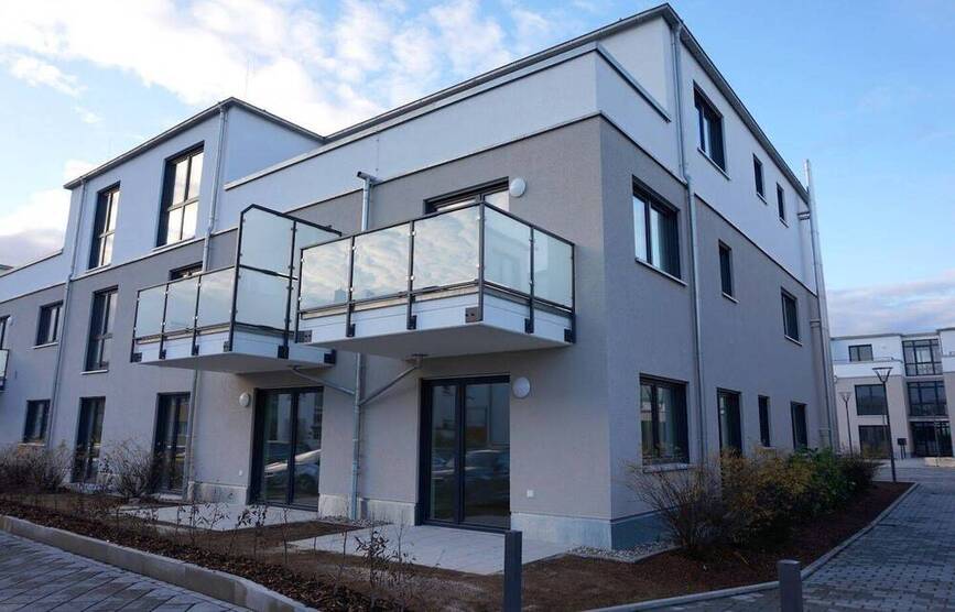 KLEIN + FEIN = DEIN! Apartment mit Balkon, moderne Ausstattung, Duschbad, integriertem Kochbereich