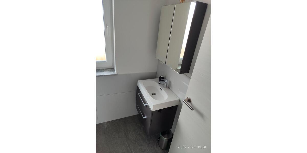 Etagenwohnung Traunreut Irsing - 2 Zimmer, 68 m&sup2;, 1.080&euro; | Angebot:26363036