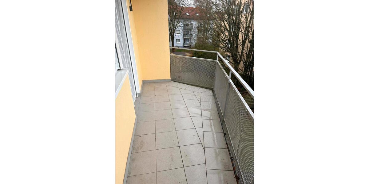Etagenwohnung Saarbrücken Malstatt - 4 Zimmer, 83 m&sup2;, 750&euro; | Angebot:25053296