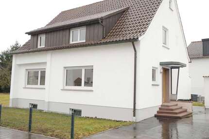 Haus Neuhausen Fildern - 6 Zimmer, 151 m&sup2;, 1.990&euro; | Angebot:25106015