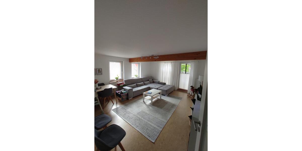 Helle 3-Zi-Whg, Rosdorf-Zentrum, Kochnische, Bad, Balkon, Stellpl 3 zimmer