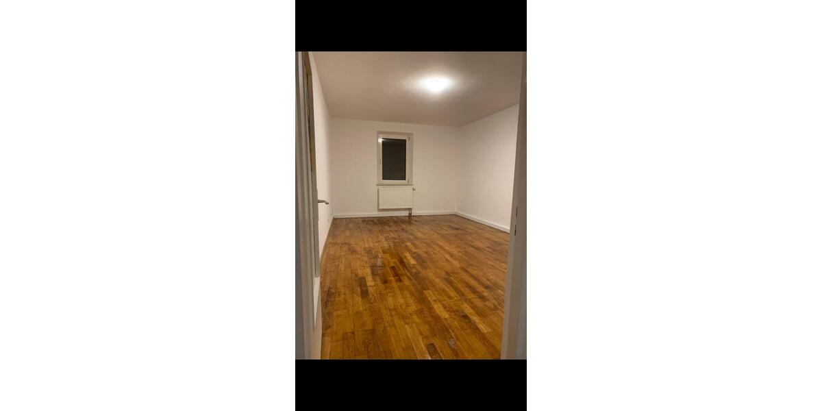 Etagenwohnung Großkarolinenfeld - 1 Zimmer, 28 m&sup2;, 600&euro; | Angebot:25217522