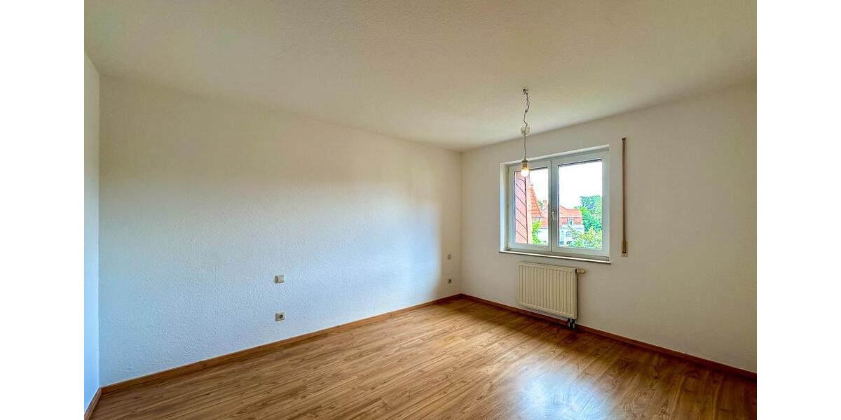 Dachgeschoßwohnung Naumburg (Saale) - 2 Zimmer, 59 m&sup2;, 430&euro; | Angebot:24954278