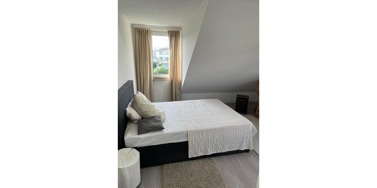 Dachgeschoßwohnung Barmstedt - 3 Zimmer, 64 m&sup2;, 930&euro; | Angebot:26652142