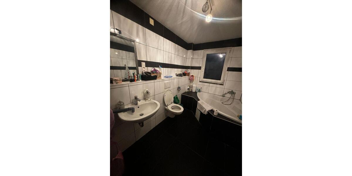 Etagenwohnung Lahr (Schwarzwald) - 2 Zimmer, 60 m&sup2;, 480&euro; | Angebot:26044396