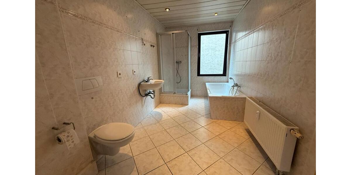 Etagenwohnung Torgau - 3 Zimmer, 82 m&sup2;, 480&euro; | Angebot:25964138