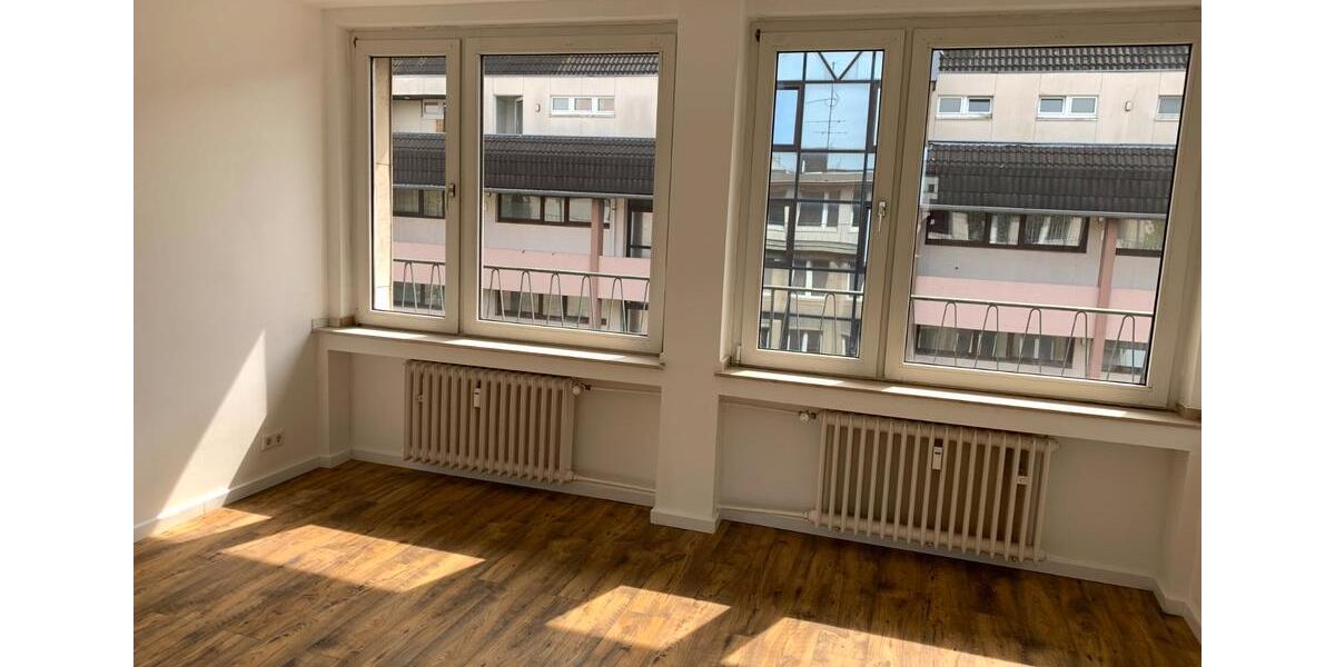 Etagenwohnung Mönchengladbach Süd - 4 Zimmer, 106 m&sup2;, 954&euro; | Angebot:26285183