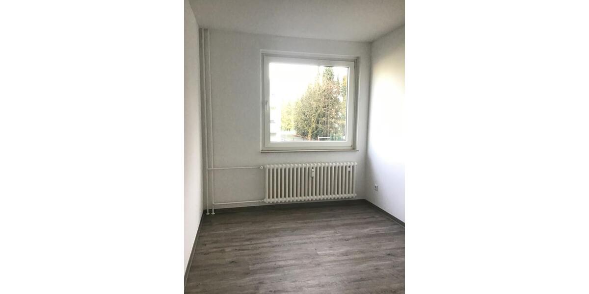 Etagenwohnung Bielefeld Sennestadt - 3 Zimmer, 74 m&sup2;, 666&euro; | Angebot:24696740