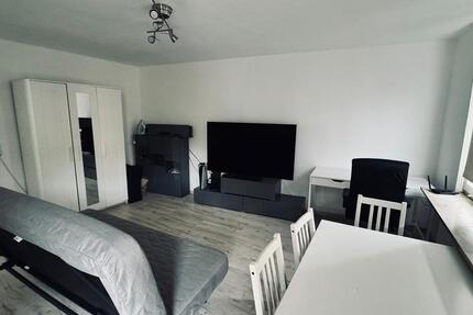 Zentrale Wohnung, Tiefgaragenstellplatz, möbliert, Pauschalmiete 1 zimmer