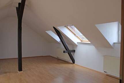 Wohnung Arnstadt - 3 Zimmer, 81 m&sup2;, 589&euro; | Angebot:23358810