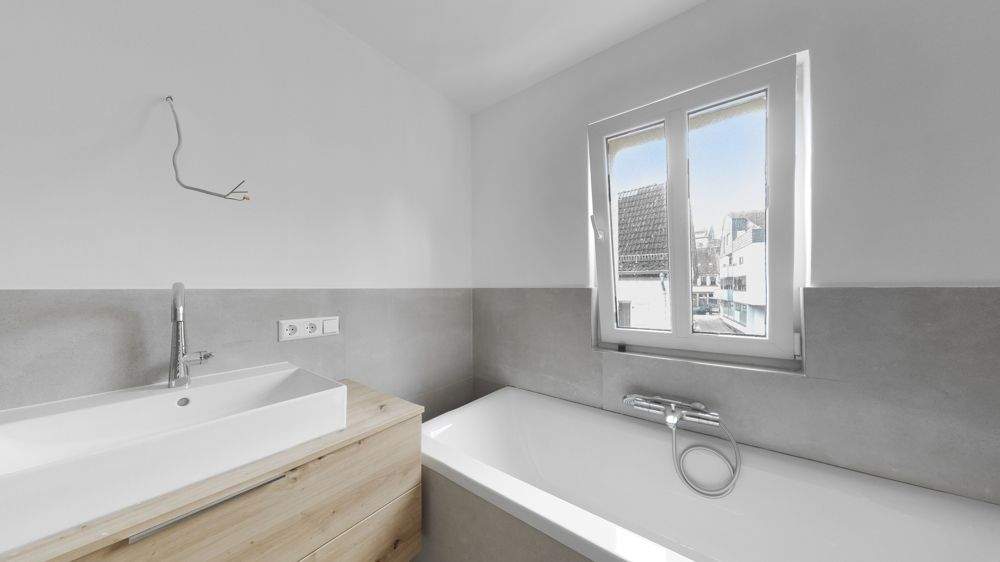 Mehrfamilienhaus, Wohnhaus Otterberg - 3 Zimmer, 131 m&sup2;, 1.600&euro; | Angebot:25680391