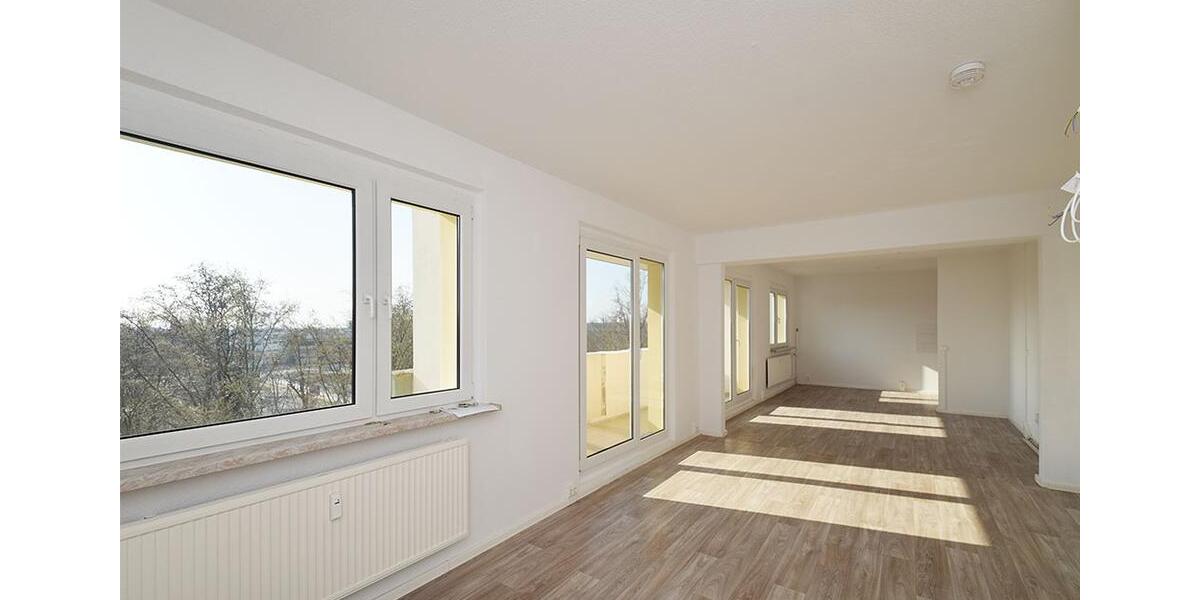 Etagenwohnung Halle (Saale) Silberhöhe - 5 Zimmer, 116 m&sup2;, 731&euro; | Angebot:26003371