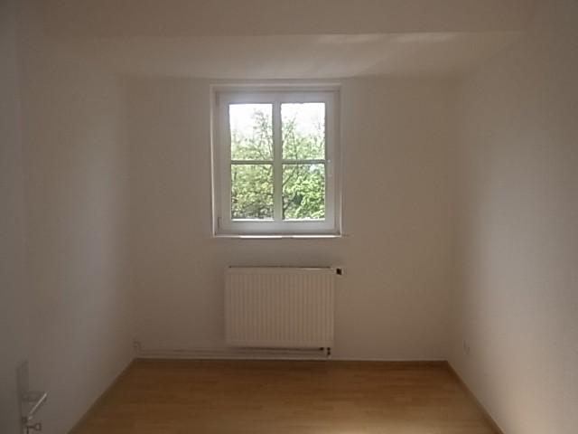 DG-Wohnung mit Einbauküche für Singles – 37,8 m², verfügbar ab Januar 2 zimmer