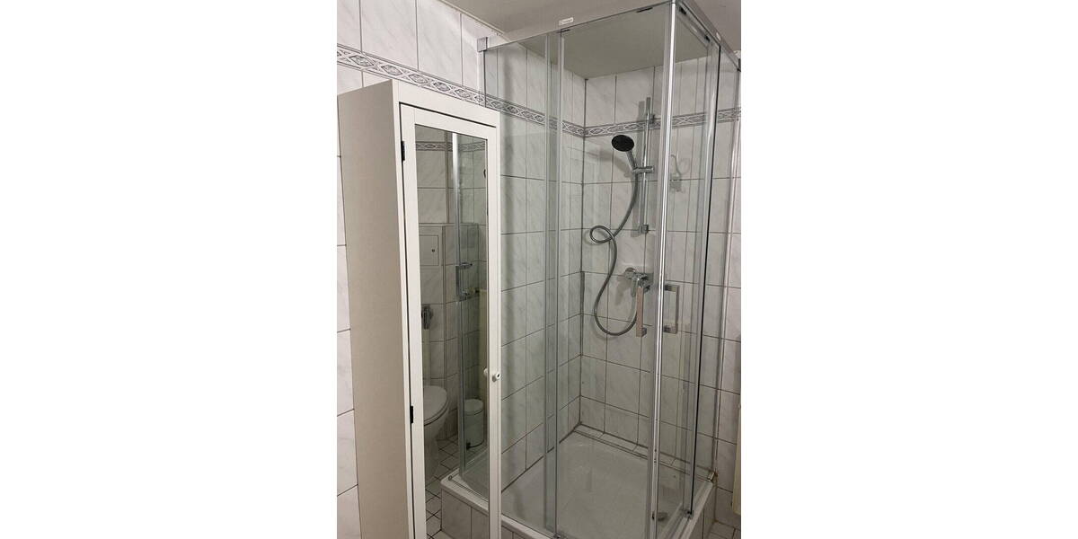 Etagenwohnung Berlin Charlottenburg - 2 Zimmer, 71 m&sup2;, 1.420&euro; | Angebot:26221061