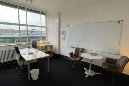 Helles Büro gegenüber dem Münster HBF - Gemeinschaft, WLAN & 247 zimmer