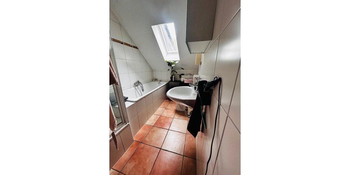 Maisonettenwohnung Reichshof - 5 Zimmer, 165 m&sup2;, 1.390&euro; | Angebot:26638415