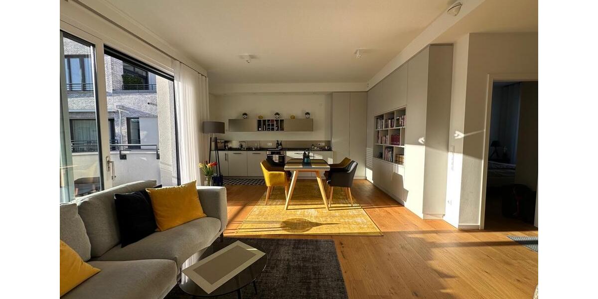 Etagenwohnung Düsseldorf Stadtbezirk 2 - 2 Zimmer, 74 m&sup2;, 1.400&euro; | Angebot:26580207