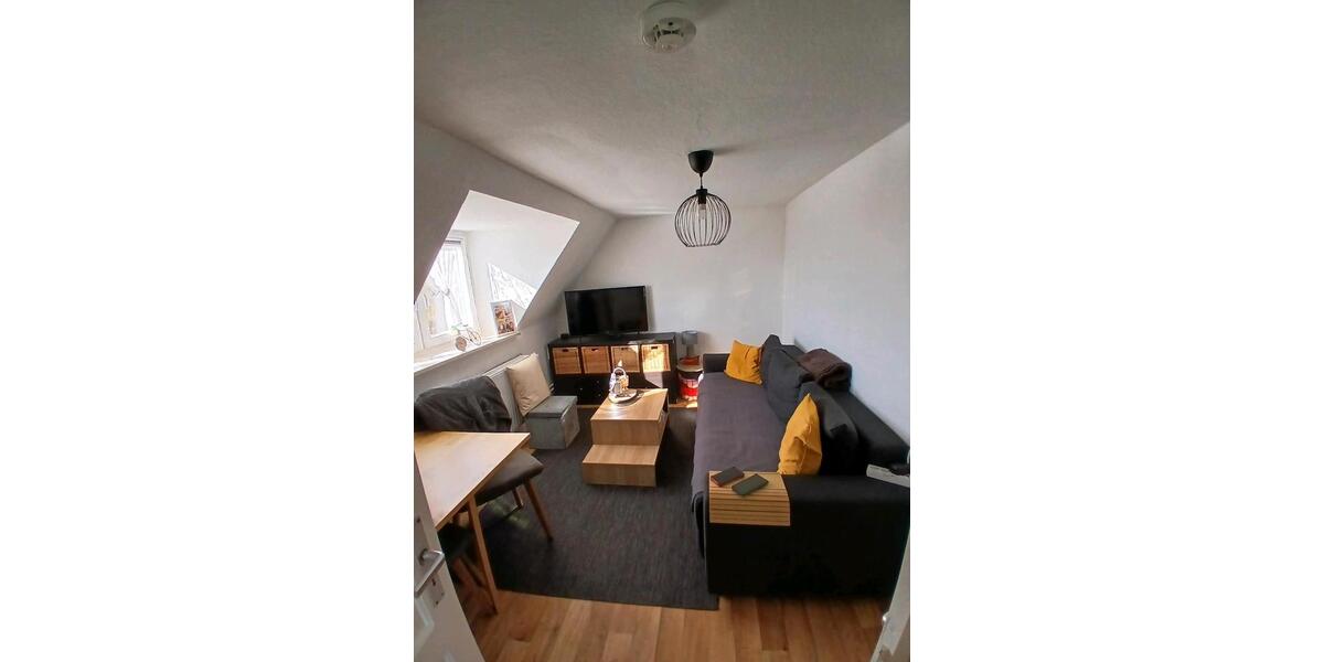 Dachgeschoßwohnung Kellinghusen - 1.5 Zimmer, 27 m&sup2;, 308&euro; | Angebot:25751307