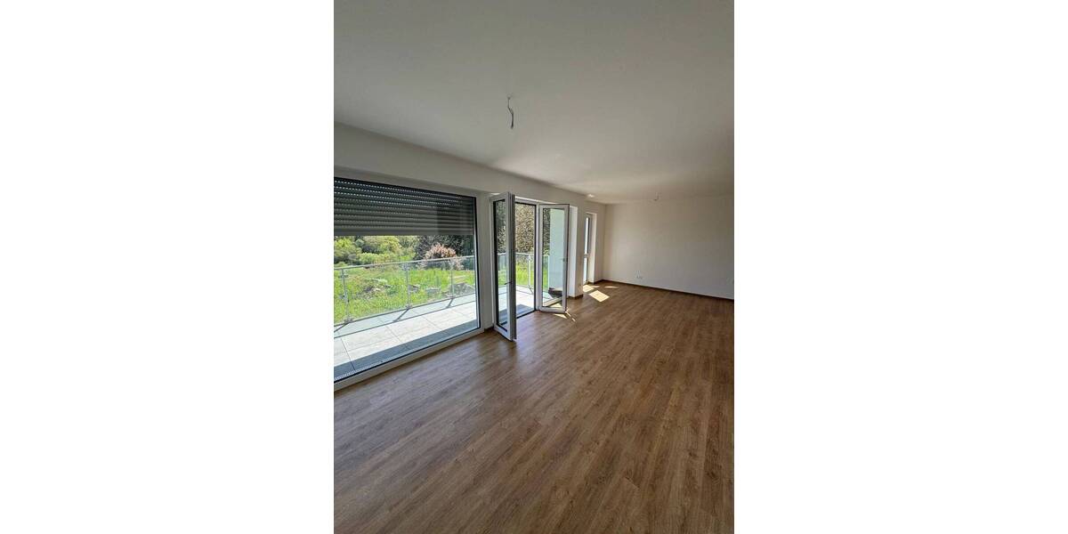 Etagenwohnung Trier Kernscheid - 3 Zimmer, 83 m&sup2;, 1.035&euro; | Angebot:26758713