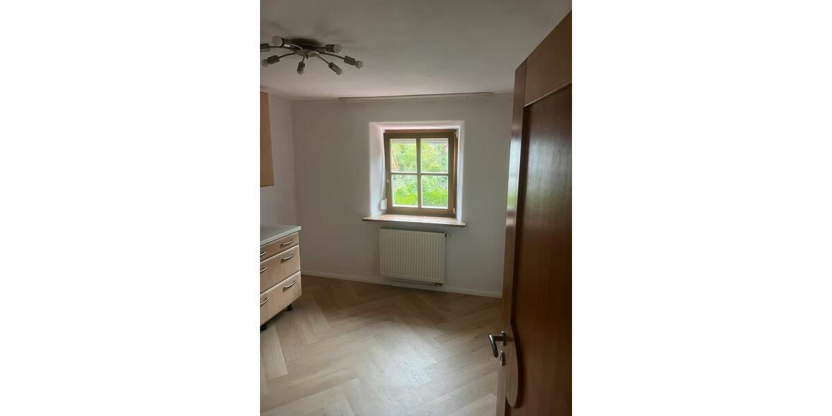 Etagenwohnung Bad Reichenhall - 2 Zimmer, 55 m&sup2;, 1.100&euro; | Angebot:25978829