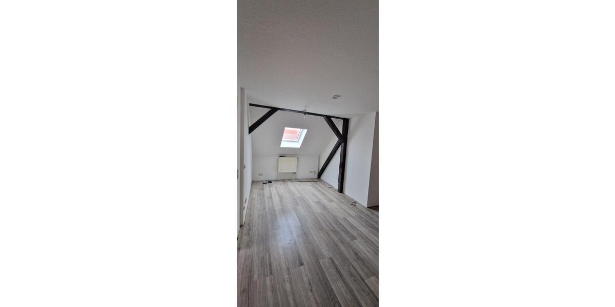 3-Raumwohnung mit saniertem Bad 3 zimmer