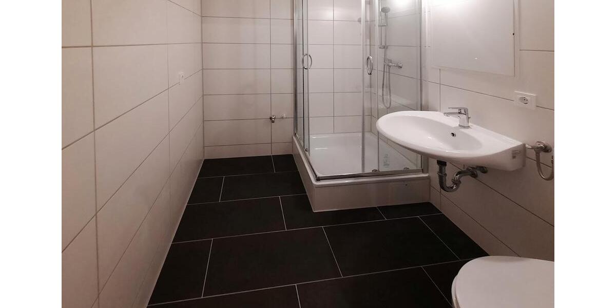 Erdgeschoßwohnung Neubrandenburg Datzeberg - 1 Zimmer, 36 m&sup2;, 254&euro; | Angebot:26661620