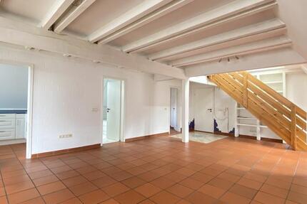 Wohnung Lich - 3 Zimmer, 89 m&sup2;, 900&euro; | Angebot:26163486