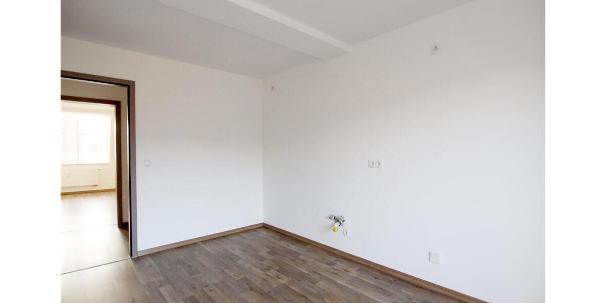 Dachgeschoßwohnung Mittweida - 2 Zimmer, 76 m&sup2;, 550&euro; | Angebot:24598526