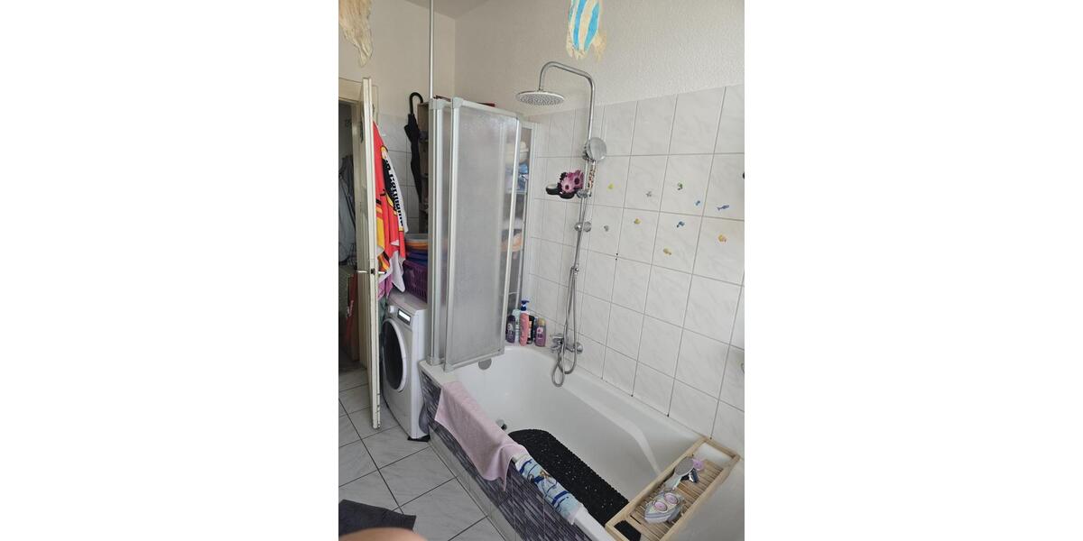 Etagenwohnung Halberstadt - 5 Zimmer, 115 m&sup2;, 550&euro; | Angebot:25637925