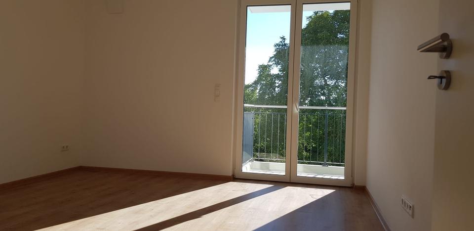 Etagenwohnung Oranienburg - 3 Zimmer, 73 m&sup2;, 1.350&euro; | Angebot:25143610