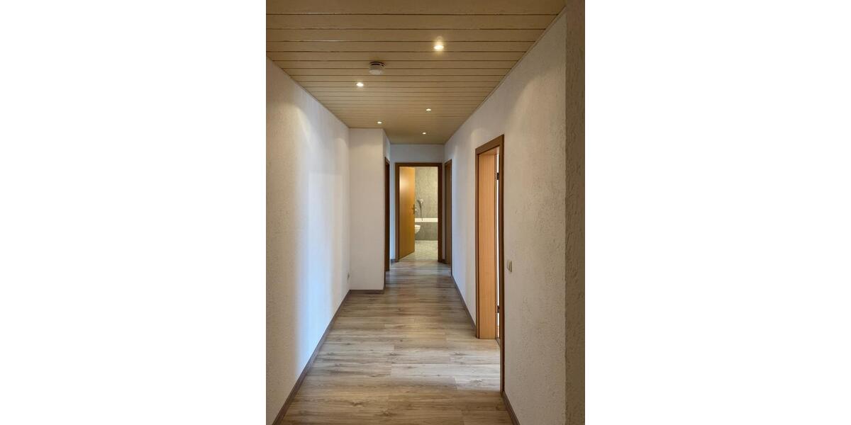 Etagenwohnung Zella-Mehlis Mehlis - 3 Zimmer, 89 m&sup2;, 630&euro; | Angebot:25921218