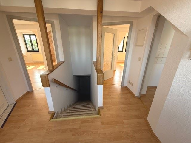 Dachgeschoßwohnung Eisleben (Lutherstadt) - 2 Zimmer, 53 m&sup2;, 319&euro; | Angebot:22507918