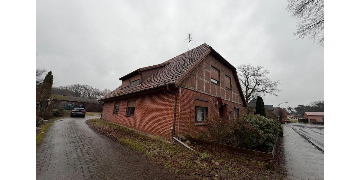 Dachgeschoßwohnung Bremervörde - 5 Zimmer, 144 m&sup2;, 700&euro; | Angebot:26006654