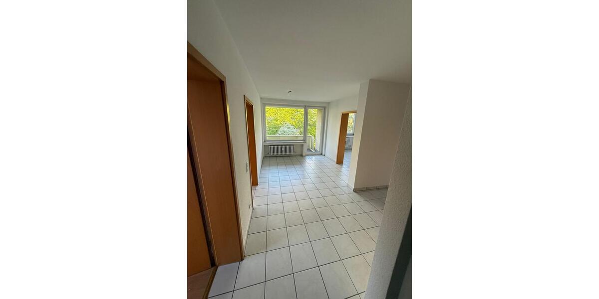 Etagenwohnung Köln Heimersdorf - 3 Zimmer, 78 m&sup2;, 1.300&euro; | Angebot:26579737