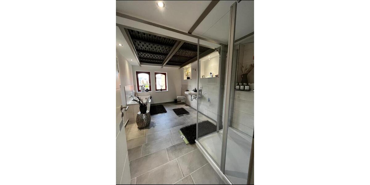 Maisonettenwohnung Schwerin Neumühle - 4 Zimmer, 175 m&sup2;, 2.013&euro; | Angebot:26378310