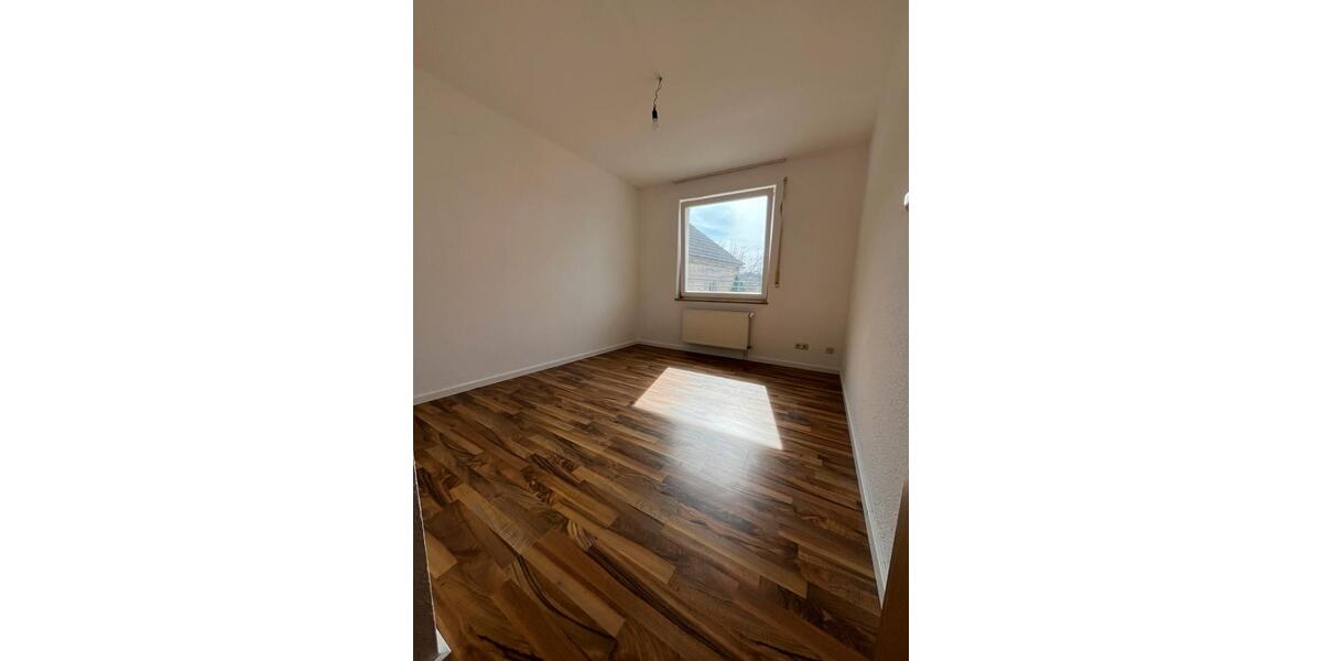 Terrassenwohnung Oschatz - 3 Zimmer, 74 m&sup2;, 830&euro; | Angebot:26387761