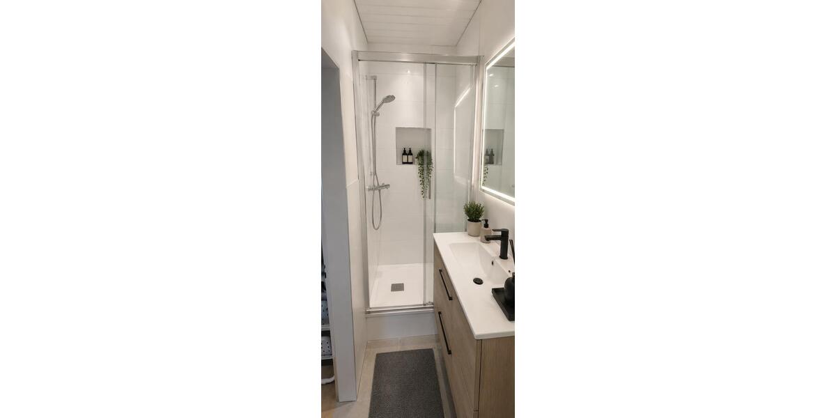 Etagenwohnung Stuttgart Luginsland - 3 Zimmer, 65 m&sup2;, 900&euro; | Angebot:26580016