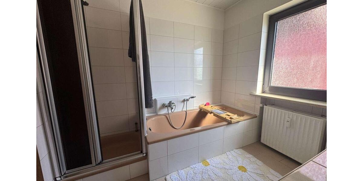 Erdgeschoßwohnung Weidhausen bei Coburg - 3.5 Zimmer, 115 m&sup2;, 850&euro; | Angebot:25841288