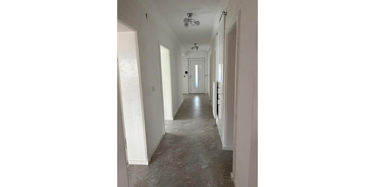 Terrassenwohnung Bad Wildbad - 4 Zimmer, 110 m&sup2;, 1.200&euro; | Angebot:26026670