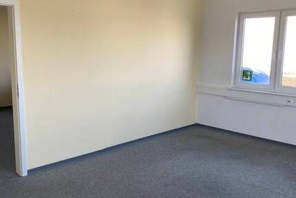 Gewerbeobjekt Nürnberg Röthenbach bei St Wolfgang - 2.750&euro; | Angebot:26499897