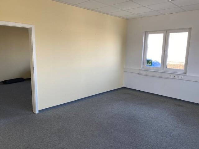 Gewerbeobjekt Nürnberg Röthenbach bei St Wolfgang - 2.750&euro; | Angebot:26499897