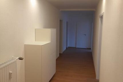 Meppen Kuhweide, Neu Renovierte Wohnung zu Vermieten .Ab Sofort! 3 zimmer