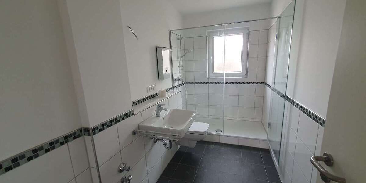 Etagenwohnung Krefeld Dießem - 3 Zimmer, 71 m&sup2;, 738&euro; | Angebot:27024340