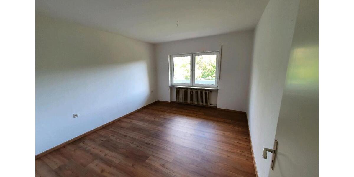 Erdgeschoßwohnung Neukirchen - 2 Zimmer, 60 m&sup2;, 480&euro; | Angebot:25592147
