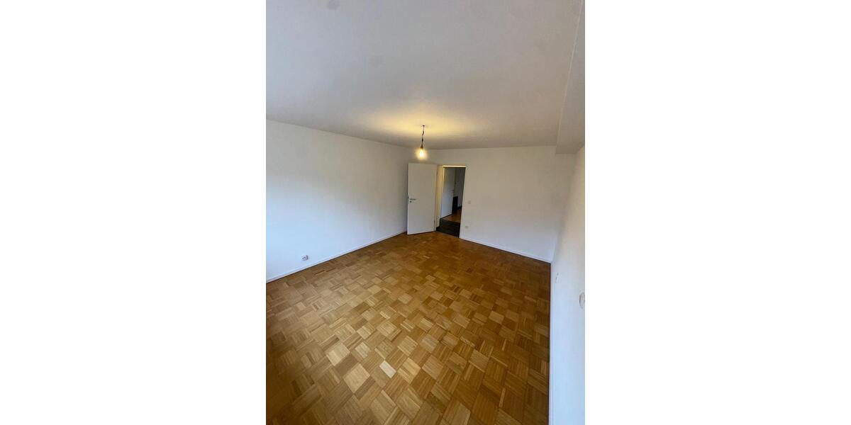Etagenwohnung Hungen - 3 Zimmer, 104 m&sup2;, 836&euro; | Angebot:26705420