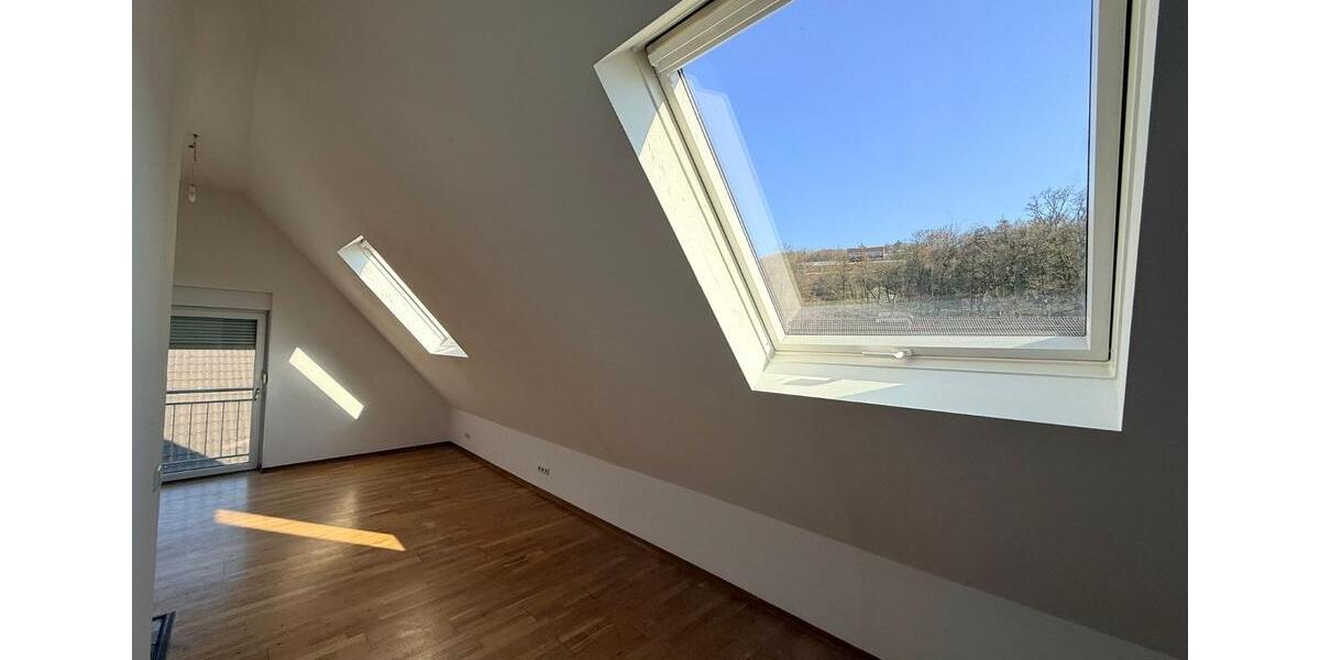 Dachgeschoßwohnung Gummersbach Berstig Süd - 2 Zimmer, 55 m&sup2;, 500&euro; | Angebot:26336463