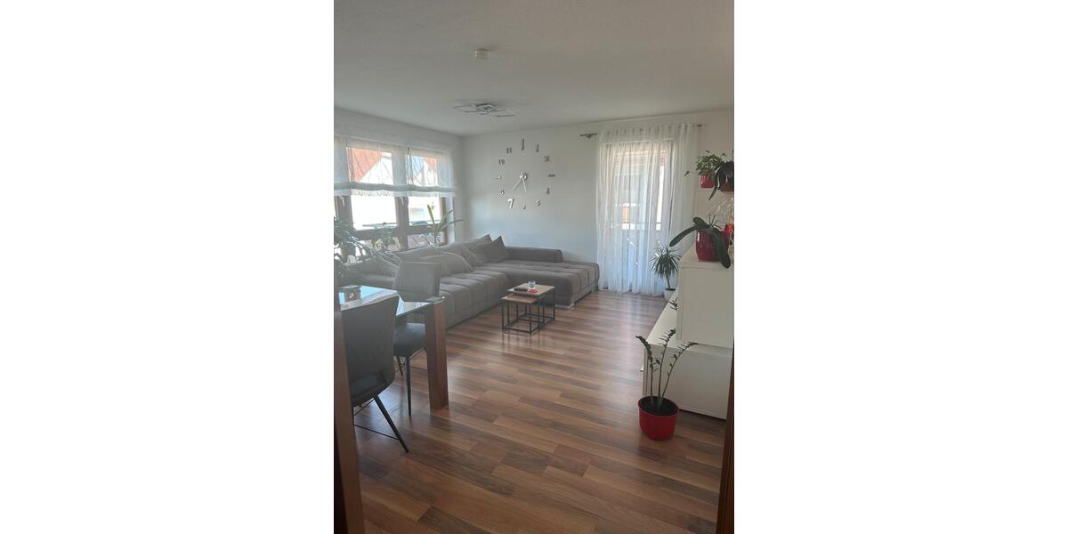 Etagenwohnung Filderstadt - 3 Zimmer, 75 m&sup2;, 1.400&euro; | Angebot:25146825